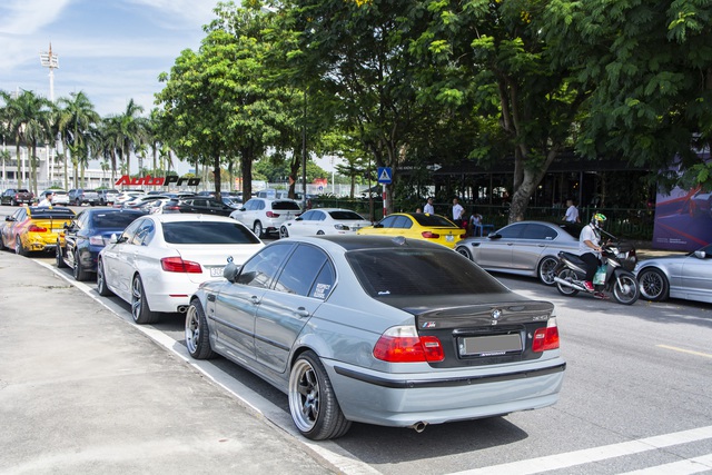 CLB BMW lớn nhất Việt Nam thành lập: Mất 3 tháng mới được duyệt hồ sơ, từng logo dán trên xe cũng theo chuẩn toàn cầu - Ảnh 7.