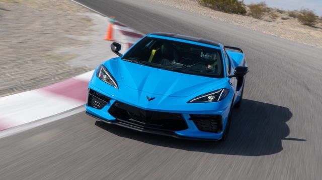 Chevrolet Corvette sẽ có bản đỉnh cao nhất mang tên chính cha đẻ của dòng xe này