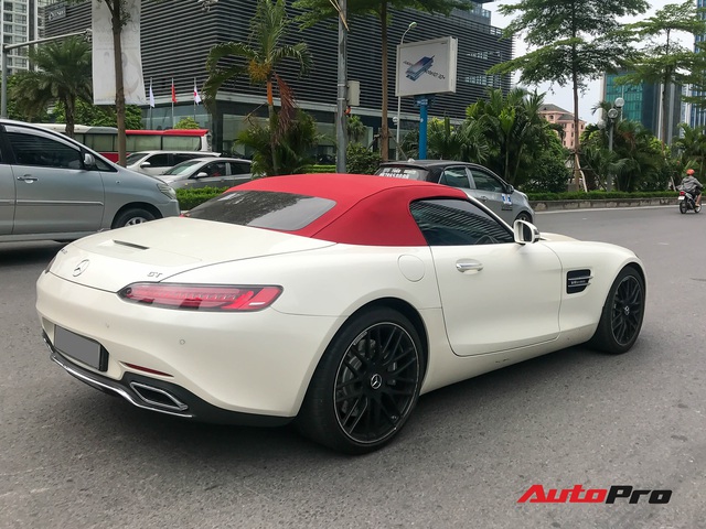 Mercedes-AMG GT Roadster hiếm gặp nhất nhì Việt Nam tái xuất Hà Nội sau 1 năm định cư Sài Thành - Ảnh 3.