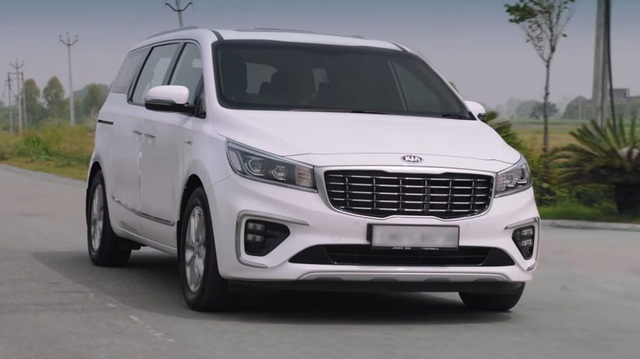 Góc tranh cãi: Kia Sedona tự nhận vượt xe Đức về độ sang trọng, tiện nghi