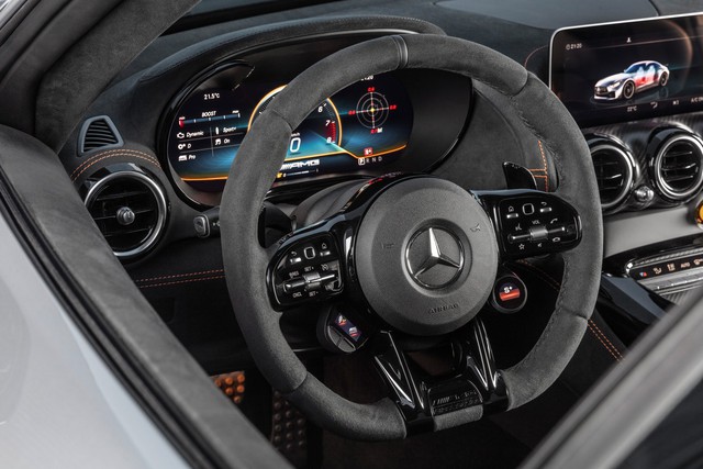 Ra mắt Mercedes-AMG GT Black Series - Siêu xe đích thực với công suất khủng, tốc độ cao - Ảnh 7.