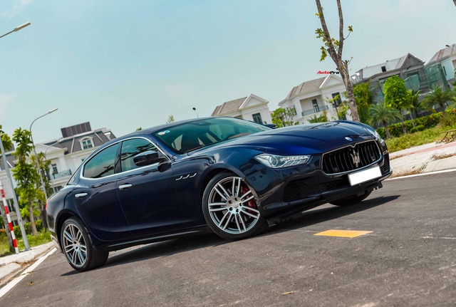 Mới chạy gần 20.000 km, chủ nhân Maserati Ghibli bán lại rẻ hơn xe mới gần 2 tỷ đồng - Ảnh 4.
