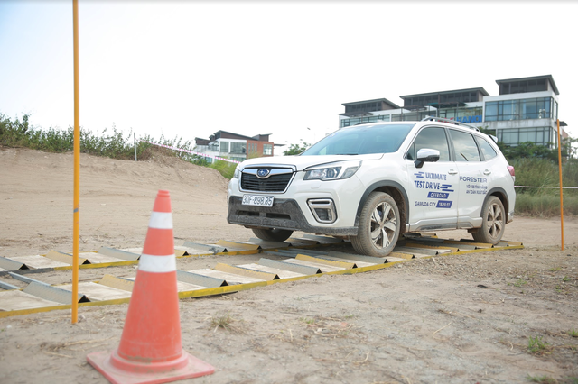 Subaru lần đầu mang trải nghiệm phá Forester tới khách hàng Hà Nội - Ảnh 3.