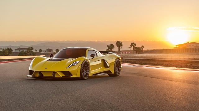 Hennessey Venom F5 - Siêu xe hẹn đấu Bugatti Chiron chốt ngày ra mắt