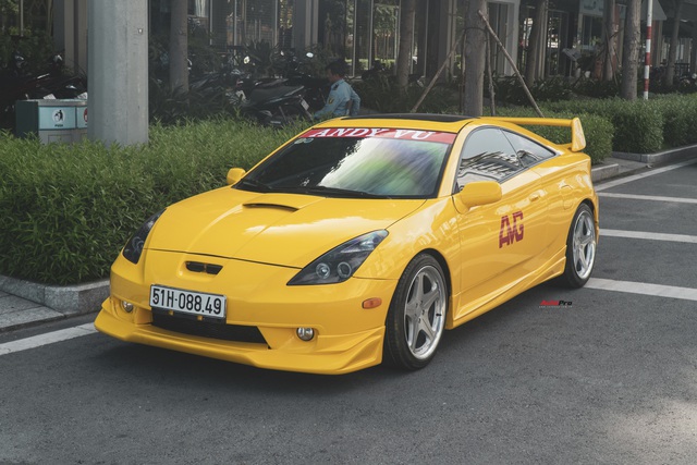 Kham pha Toyota Celica GT hang hiem tai Viet Nam cua vlogger Andy Vu