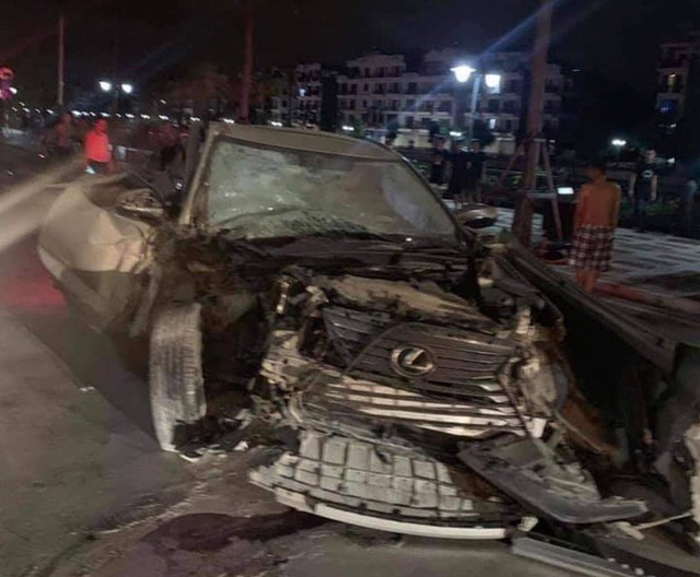 Hiện trường vụ xe Lexus gây tai nạn liên hoàn ở Hải Phòng - Ảnh 4. Hiện trường vụ xe Lexus gây tai nạn liên hoàn ở Hải Phòng - Ảnh 4.