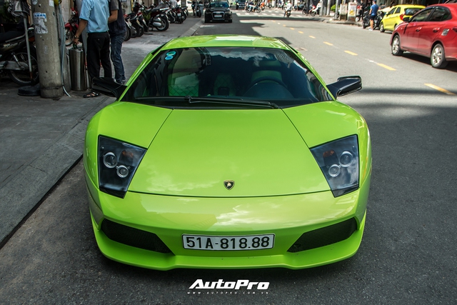 Sau một tháng về tay chủ mới, Lamborghini Murcielago xanh cốm độc nhất Việt Nam tái xuất trên phố Sài Gòn - Ảnh 2.