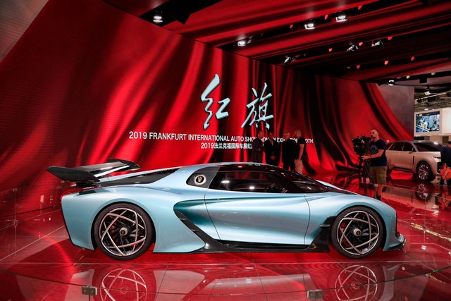 Hãng xe lâu đời nhất Trung Quốc mở bán siêu xe đầu tay: Hét giá 1,45 triệu USD, sản xuất giới hạn 70 chiếc - Ảnh 1.