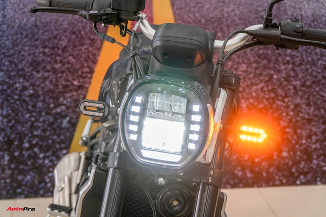 Chi tiết GPX MAD 300 giá 75 triệu đồng tại Việt Nam: Naked-bike Thái Lan cho người mới chơi - Ảnh 3. Chi tiết GPX MAD 300 giá 75 triệu đồng tại Việt Nam: Naked-bike Thái Lan cho người mới chơi - Ảnh 3.