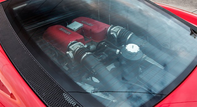 Siêu xe Ferrari 360 Modena phiên bản limo cực độc tìm chủ mới - Ảnh 4.