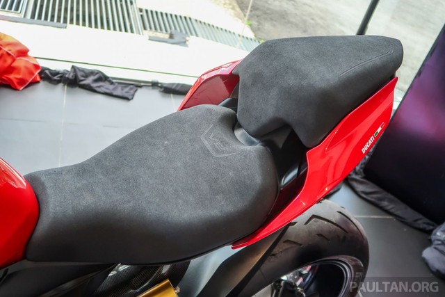 Khám phá bộ đôi “siêu” mô tô Ducati Panigale V4S và Panigale V2 2020 - Ảnh 10.