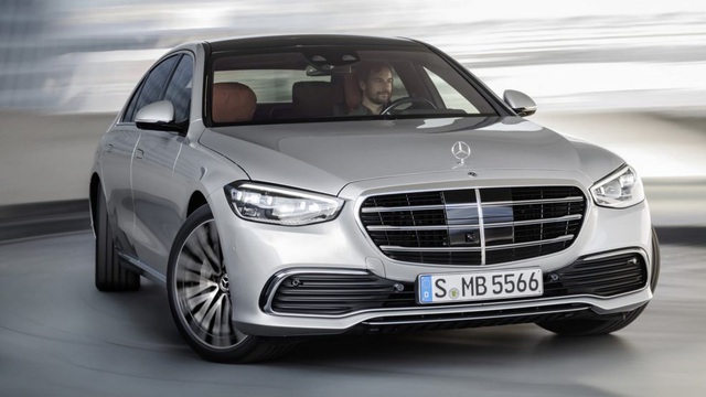 Mercedes-Benz S-Class 2021 chốt giá sốc khi so với BMW 7-Series và Audi A8