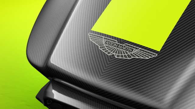 Ngắm bộ trang bị mô phỏng đua xe trị giá hơn 1,5 tỷ đồng của Aston Martin - Ảnh 8.