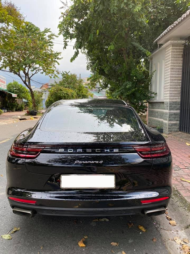 Mới chạy 10.000km, Porsche Panamera 4 Executive đã bán lại với giá rẻ hơn 2 tỷ đồng - Ảnh 3.