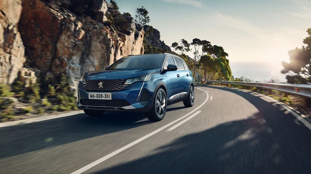 Ra mắt Peugeot 5008 facelift: Thiết kế nanh sư tử mới lạ, nâng cấp công nghệ đối đầu Hyundai Santa Fe