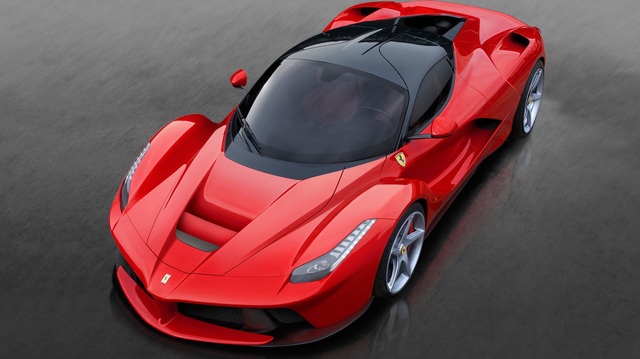 Cựu lãnh đạo Ferrari bị cáo buộc tuồn siêu xe ra chợ đen, thu lợi hàng triệu USD