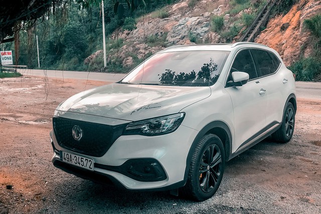 Bỏ qua CX-5 và CR-V để mua MG HS là xe đầu đời, 9X Lâm Đồng đánh giá: E ngại xe Tàu nhưng muốn khác biệt thì chốt - Ảnh 3.