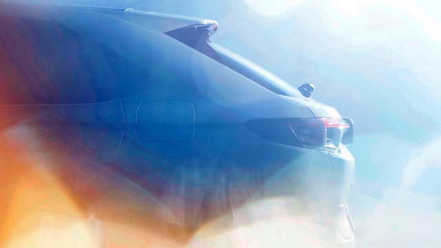 Honda HR-V 2021 chốt ngày ra mắt, tung 2 ảnh chính thức đầu tiên cùng thông tin động cơ chưa từng xuất hiện