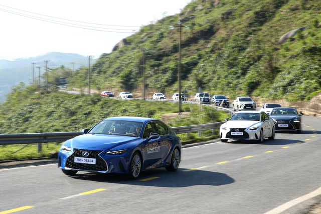 Cho tôi một lý do mua xe Lexus - Ảnh 7. Cho tôi một lý do mua xe Lexus - Ảnh 7.