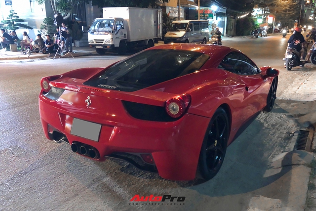 CEO Tống Đông Khuê tậu Ferrari 458 Italia mới nhất Việt Nam - Ảnh 7.