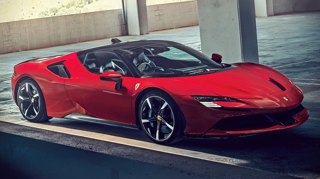 Siêu xe Ferrari hoàn toàn mới được hé lộ dần: Động cơ V6 hybrid đặt giữa, tổng công suất 700 mã lực