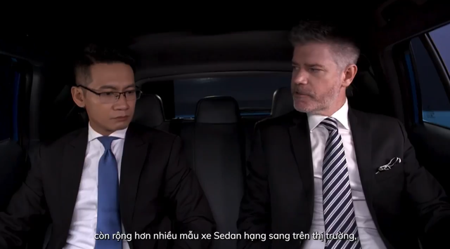 Giám đốc Thiết kế VinFast: Hàng ghế sau của VF e34 rộng hơn nhiều mẫu sedan hạng sang trên thị trường - Ảnh 10. Giám đốc Thiết kế VinFast: Hàng ghế sau của VF e34 rộng hơn nhiều mẫu sedan hạng sang trên thị trường - Ảnh 10.