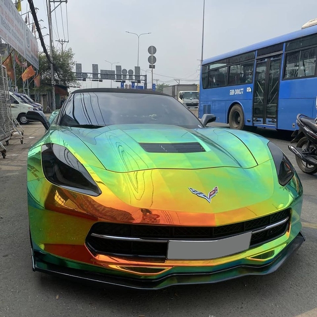 Mới chạy 27.000km, Chevrolet Corvette Stingray trang bị gói hiệu suất cao được bán lại với giá hơn 3 tỷ đồng - Ảnh 1.