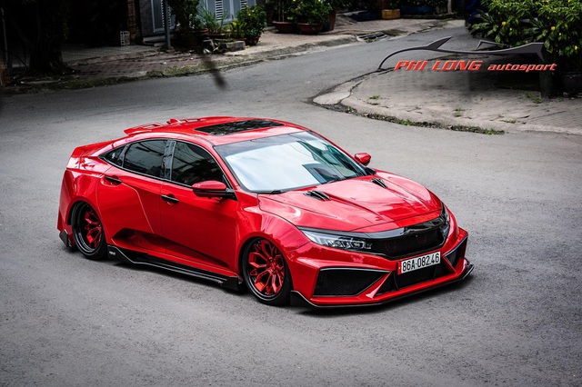 Dân chơi Phan Thiết chi trăm triệu đồng để độ Honda Civic thân rộng cực độc - Ảnh 1. Dân chơi Phan Thiết chi trăm triệu đồng để độ Honda Civic thân rộng cực độc - Ảnh 1.