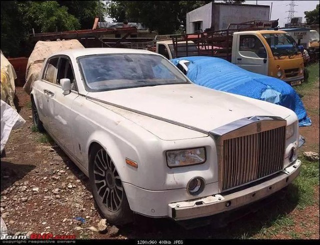 Rolls-Royce siêu sang bị bỏ rơi tại Ấn Độ - Ảnh 2.
