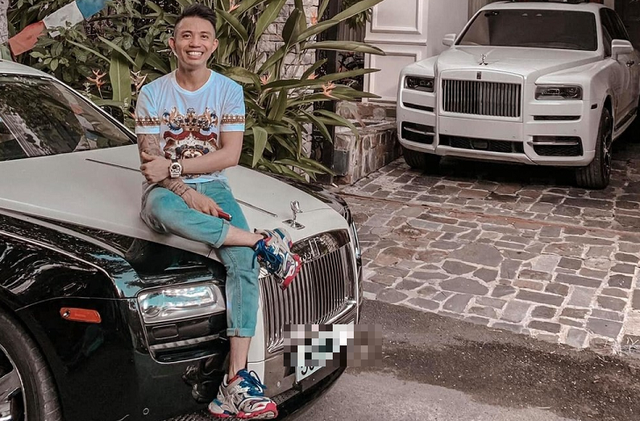 Sau Pagani Huayra, đến lượt Rolls-Royce Cullinan của Minh Nhựa bị đồn đoán về với đại gia phố núi Nguyễn Quốc Cường - Ảnh 3. Sau Pagani Huayra, đến lượt Rolls-Royce Cullinan của Minh Nhựa bị đồn đoán về với đại gia phố núi Nguyễn Quốc Cường - Ảnh 3.