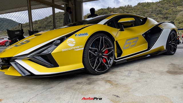Dàn siêu xe hàng hiếm tụ họp tại Nhật Bản: Giá trị ước tính hàng chục triệu USD, Ferrari Monza SP1 giá triệu đô cũng trở nên bình thường - Ảnh 3. Dàn siêu xe hàng hiếm tụ họp tại Nhật Bản: Giá trị ước tính hàng chục triệu USD, Ferrari Monza SP1 giá triệu đô cũng trở nên bình thường - Ảnh 3.