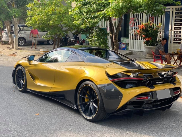 Đại gia Đà Nẵng chi thêm 170 triệu đồng thay mâm siêu xe McLaren 720S Spider độ Novitec - Ảnh 3.