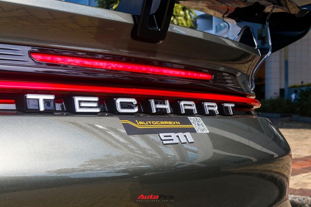 Cận cảnh Porsche 911 Carrera S thế hệ mới độ TechArt đầu tiên Việt Nam: Là bản demo cho những siêu phẩm sau, bộ mâm hầm hố nhất, cánh gió sau có bộ phận như đồ chơi - Ảnh 15.