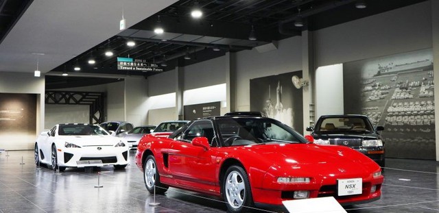 Bảo tàng Toyota nhưng lại trưng bày kì phùng địch thủ Honda NSX - Chuyện tưởng lạ nhưng lại hợp lí vô cùng - Ảnh 2.