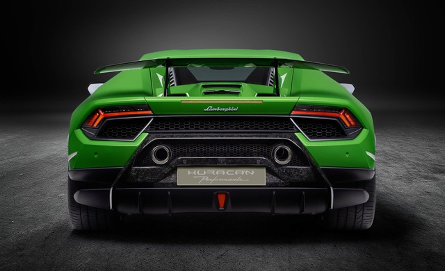 Lamborghini quay xe tung tin vui cho fan Huracan: Không chỉ lùi thời gian hết đát mà còn thêm tính năng mới thú vị - Ảnh 2.