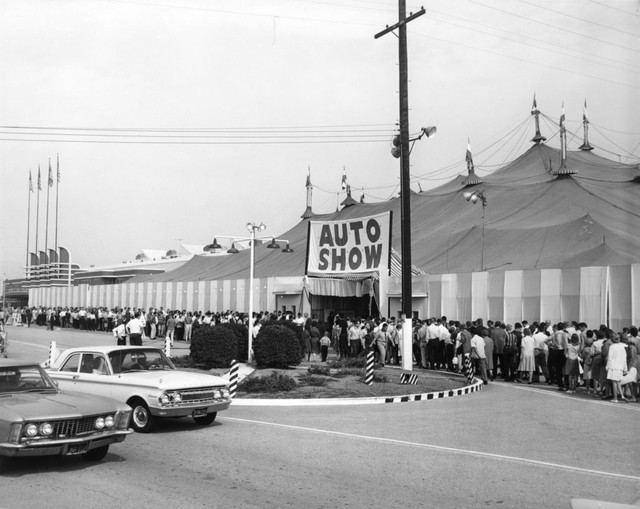 Triển lãm Los Angeles Auto Show - Giấc mơ Mỹ của các hãng xe mới nổi - Ảnh 1.