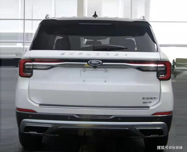 Ford Explorer 2022 lộ thiết kế lạ trước khi ra mắt Việt Nam: Mặt trước thay đổi lạ lẫm, nội thất hứa hẹn sang chảnh hơn - Ảnh 3.