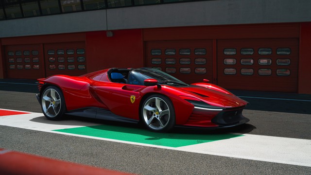 Siêu phẩm Ferrari Daytona SP3 chào sân: Giới hạn 599 chiếc, giá từ 2,3 triệu USD - Ảnh 1.