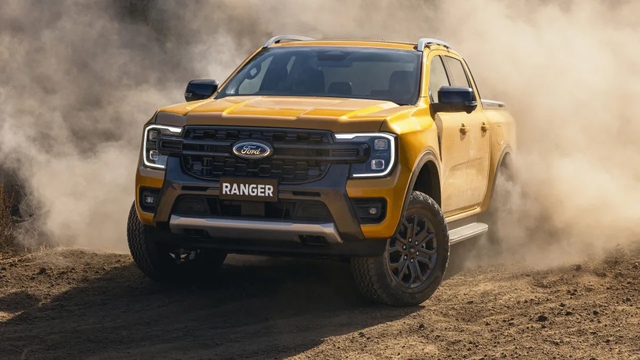 Ford Ranger 2022 bản thường có khả năng off-road tiệm cận ông vua địa hình Ranger Raptor - Ảnh 1.