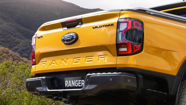 Ford Ranger 2022 bản thường có khả năng off-road tiệm cận ông vua địa hình Ranger Raptor - Ảnh 2.