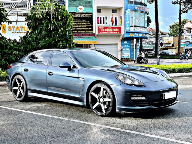 Mua Porsche Panamera với giá ‘chỉ’ 1,5 tỷ nhưng bạn sẽ còn bất ngờ hơn khi nhìn thấy ODO xe sau 1 thập kỷ - Ảnh 1.