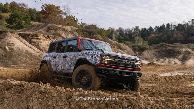 Ford Bronco Raptor lộ diện hoàn chỉnh: Chủ bài doanh số mới, hầm hố như F-150 Raptor - Ảnh 4.