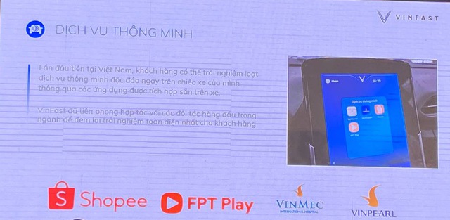 VinFast VF e34 đầu tiên đến tay khách Việt: Tích hợp eSIM, bổ sung nhiều app mới, tặng gói option 60 triệu, thêm gói thuê bao pin giá rẻ - Ảnh 3.