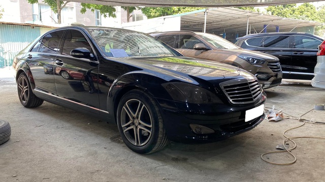 Mercedes-Benz S-Class xuống giá chỉ ngang Kia Morning sau khi bào gần 200.000km - Ảnh 1.