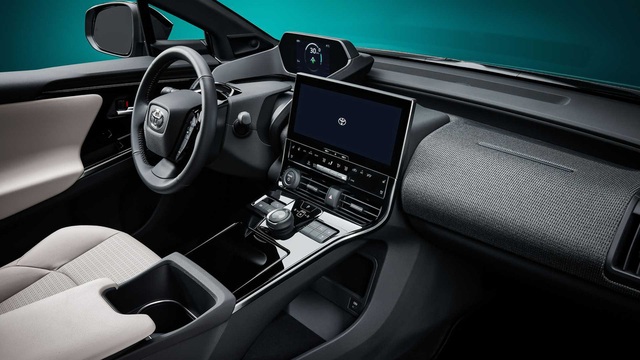 Trước 2 ngả đường, Toyota ra quyết định táo bạo vì người dùng, giới quan sát lại coi nhẹ - Ảnh 1. Trước 2 ngả đường, Toyota ra quyết định táo bạo vì người dùng, giới quan sát lại coi nhẹ - Ảnh 1.