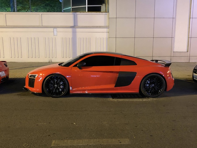 CEO Tống Đông Khuê mua Audi R8 V10 Plus từng của cặp đôi Ông Cao Thắng và Đông Nhi - Ảnh 3.