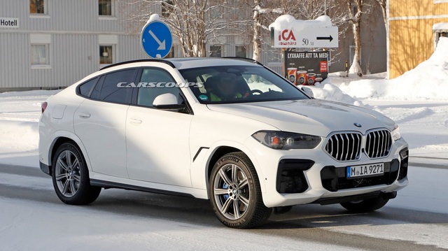 Lộ nội thất BMW X6 mới với màn hình kép lớn và cong như trong rạp phim