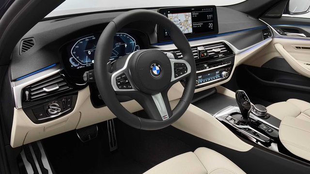 Lộ chi tiết trang bị 3 bản BMW 5-Series 2021 sắp ra mắt Việt Nam: Bản tiêu chuẩn có nhiều đồ chơi xịn, làm khó Mercedes-Benz E-Class - Ảnh 5.