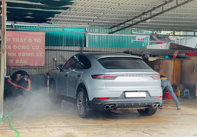 Trải nghiệm Porsche Cayenne Coupe sau 5 tháng, đại gia báo tiền lỗ đủ mua 1 chiếc Toyota Camry - Ảnh 2.