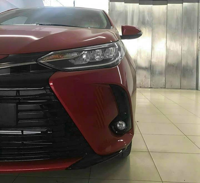 Toyota Vios 2021 về đại lý trước ngày ra mắt: Giao xe từ 24/2, bom tấn đầu năm đe dọa Hyundai Accent và Honda City - Ảnh 2.